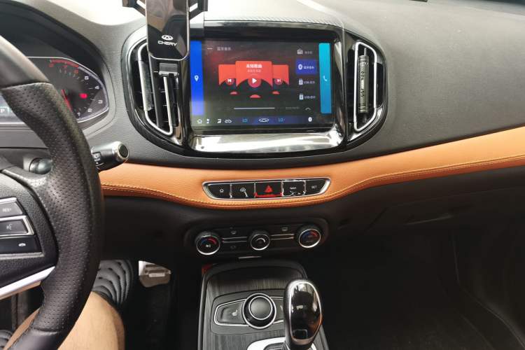 Used Chery Tiggo 7 2016 2.0L CVT YAOZHEN Edition Audio And AC Panel