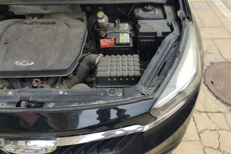 Used Chery Tiggo 7 2016 2.0L CVT YAOZHEN Edition Engine Bay Left
