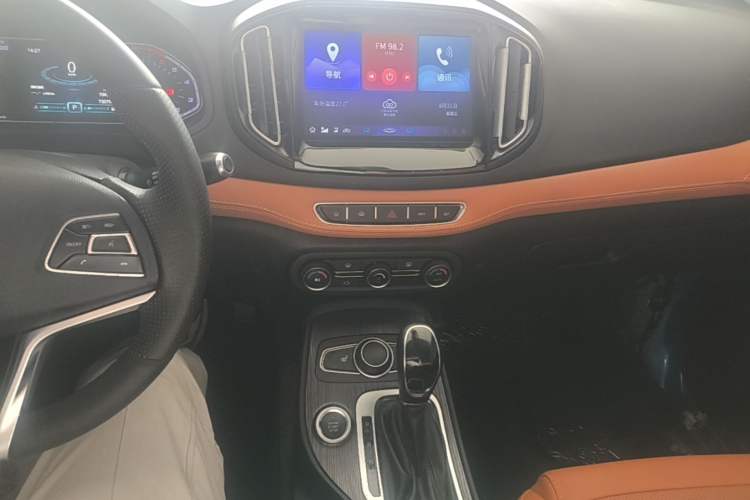 Used Chery Tiggo 7 2016 2.0L CVT YAOZHEN Edition Audio And AC Panel