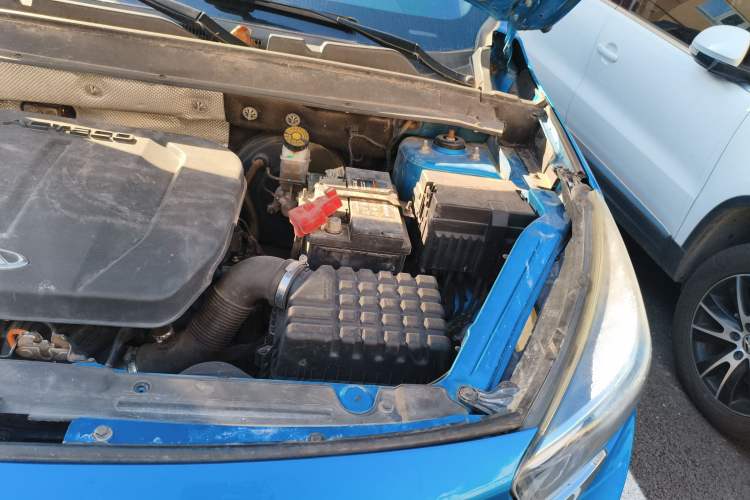 Used Chery Tiggo 7 2016 2.0L CVT YAOZHEN Edition Engine Bay Left