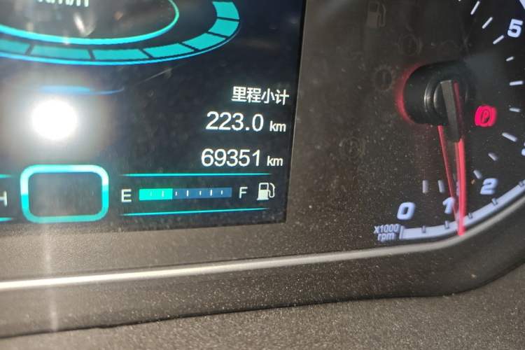 Used Chery Tiggo 7 2016 1.5T Manual Yaozhen Edition Odometer Close Up