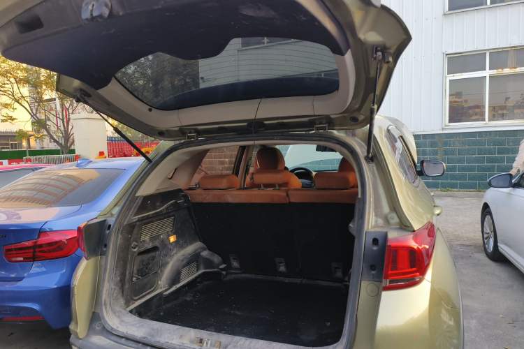 Used Chery Tiggo 7 2016 2.0L CVT YAOZHEN Edition Trunk