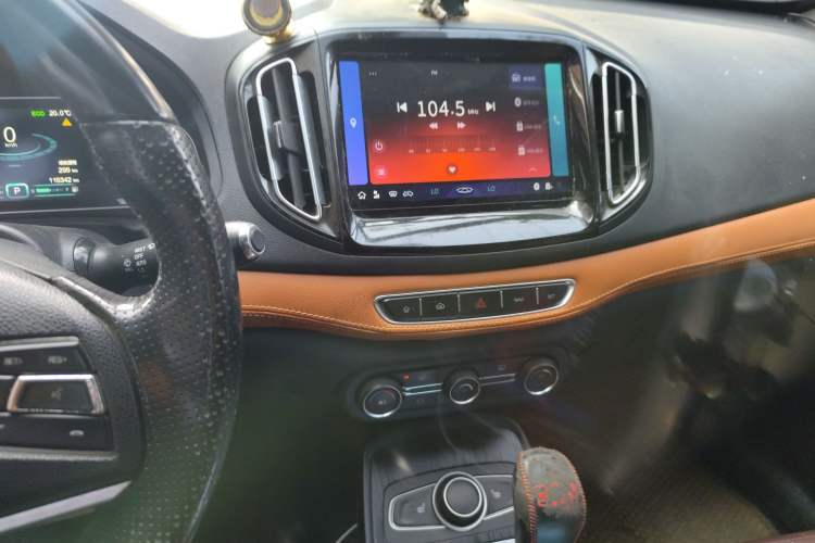 Used Chery Tiggo 7 2016 2.0L CVT YAOZHEN Edition Audio And AC Panel