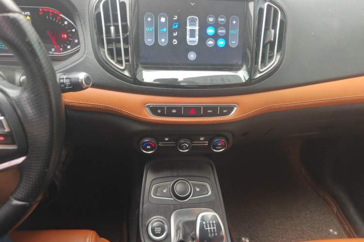 Used Chery Tiggo 7 2016 1.5T Manual Yaozhen Edition Audio And AC Panel