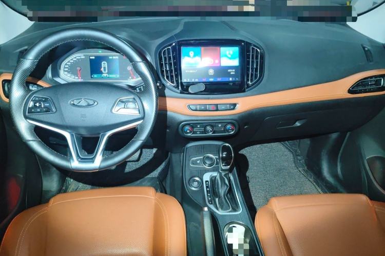 Used Chery Tiggo 7 2016 2.0L CVT YAOZHEN Edition Center Console