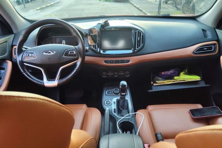 Used Chery Tiggo 7 2016 2.0L CVT YAOZHEN Edition Center Console