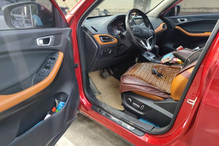 Used Chery Tiggo 7 2016 2.0L CVT YAOZHEN Edition Driver Seat