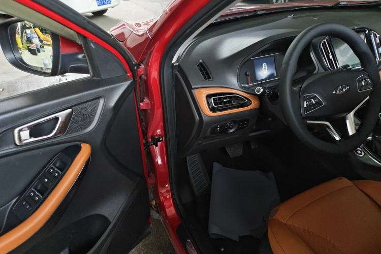 Used Chery Tiggo 7 2016 2.0L CVT YAOZHEN Edition Driver Seat