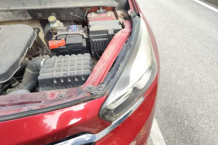 Used Chery Tiggo 7 2016 2.0L CVT YAOZHEN Edition Engine Bay Left
