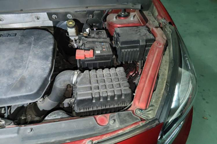 Used Chery Tiggo 7 2016 2.0L CVT YAOZHEN Edition Engine Bay Left