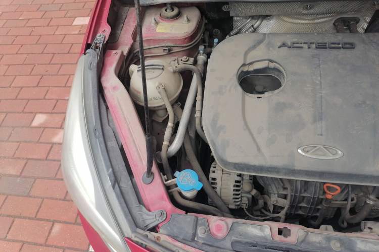 Used Chery Tiggo 7 2016 2.0L CVT YAOZHEN Edition Engine Bay Right