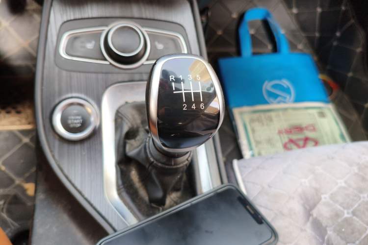 Used Chery Tiggo 7 2016 1.5T Manual Yaozhen Edition Gear Lever