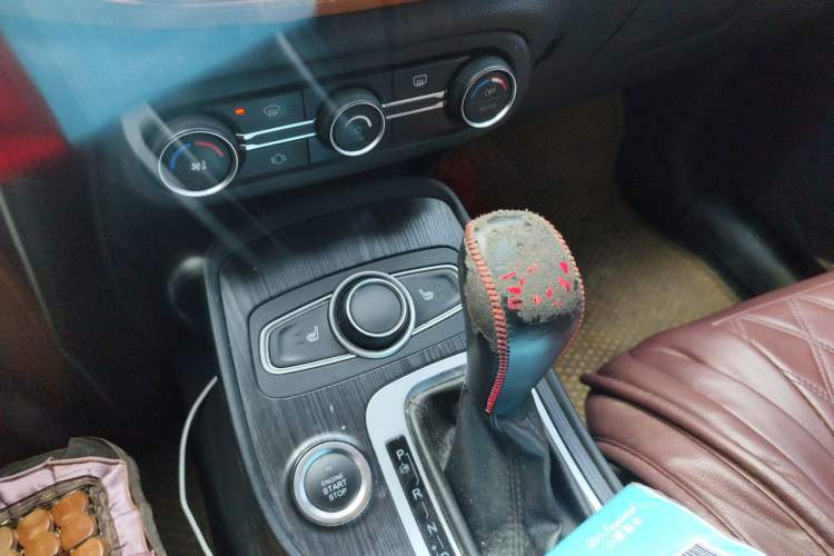 Used Chery Tiggo 7 2016 2.0L CVT YAOZHEN Edition Gear Lever
