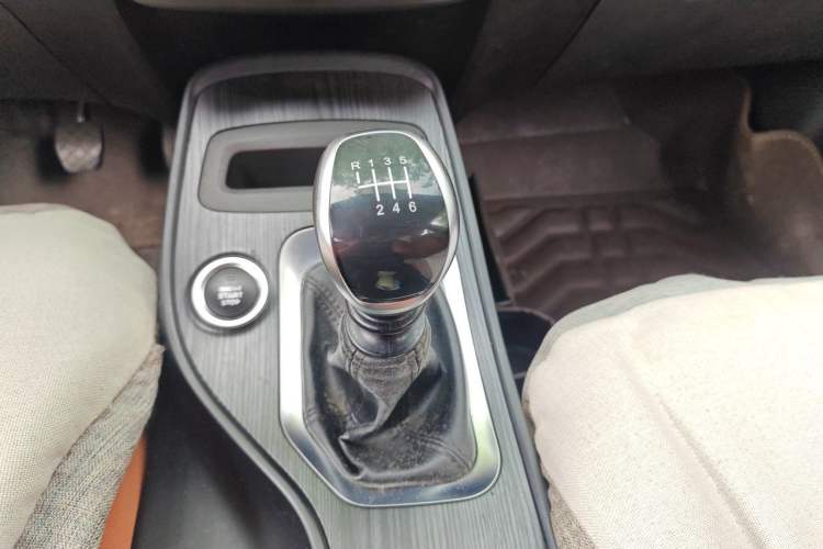 Used Chery Tiggo 7 2016 1.5T Manual Ignite Edition Gear Lever