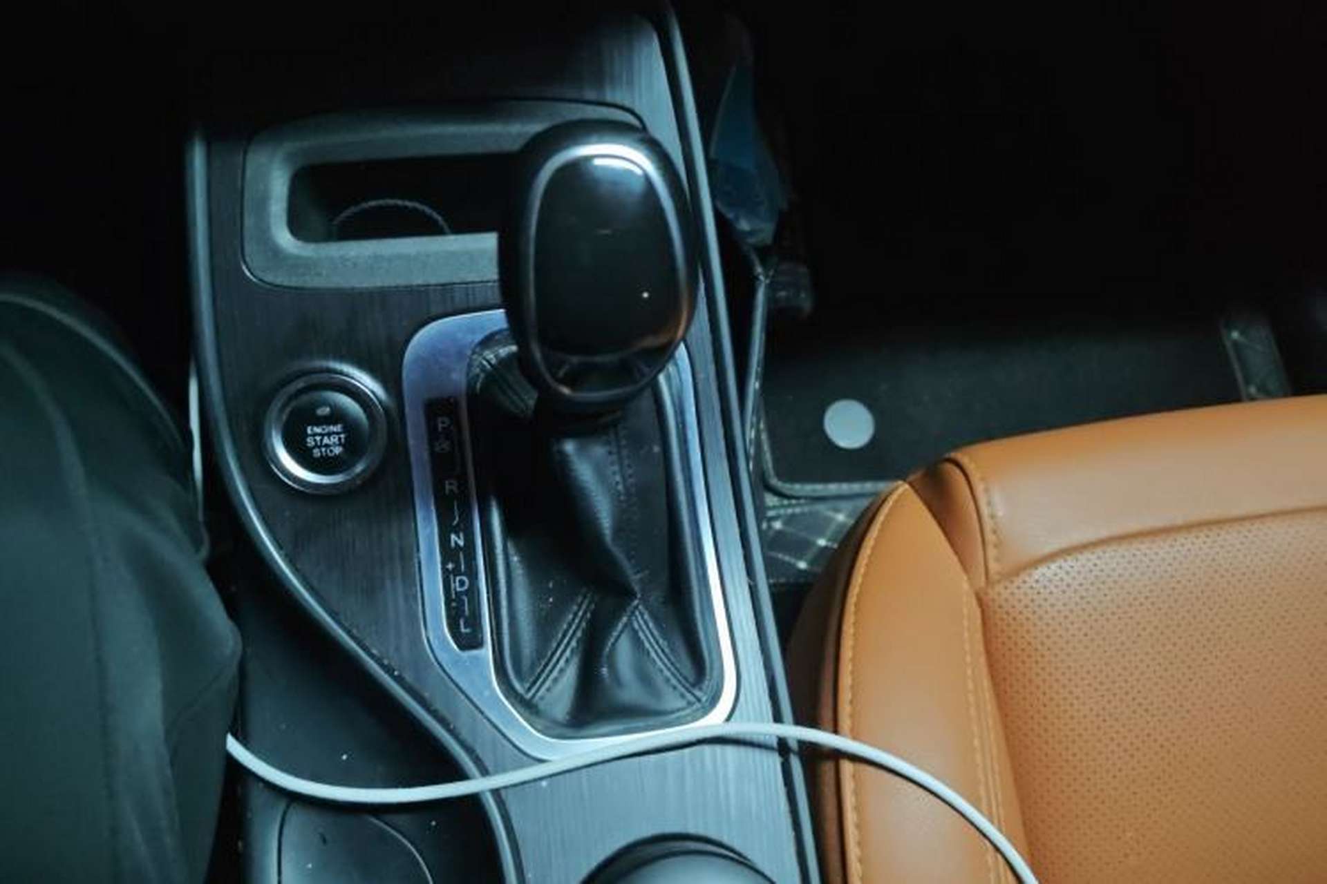 Used Chery Tiggo 7 2016 2.0L CVT Shining Edition Gear Lever