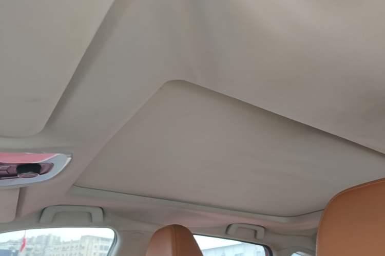 Used Chery Tiggo 7 2016 2.0L CVT YAOZHEN Edition Headliner