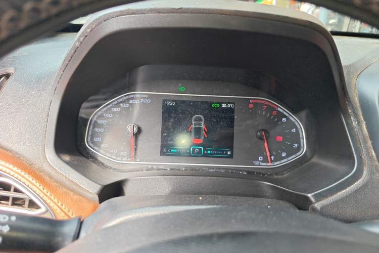 Used Chery Tiggo 7 2016 2.0L CVT YAOZHEN Edition Instrument Cluster