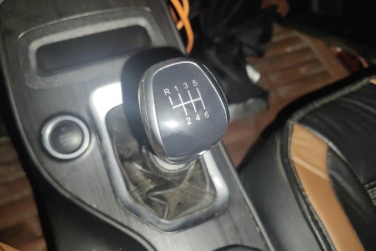 Used Chery Tiggo 7 2016 1.5T Manual Ignite Edition Interior 2