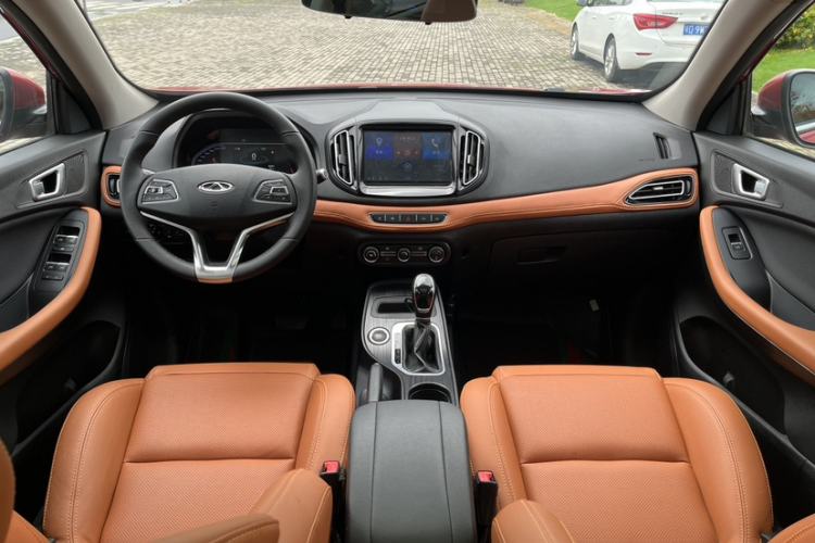 Used Chery Tiggo 7 2016 2.0L CVT Shining Edition Interior 3
