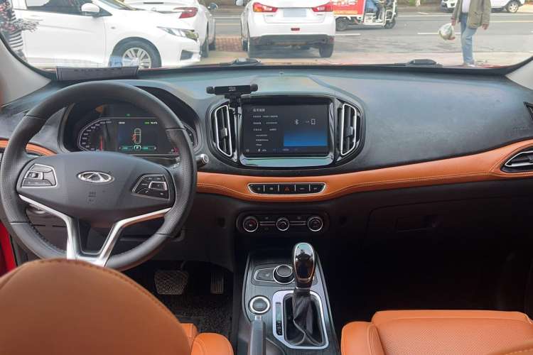 Used Chery Tiggo 7 2016 2.0L CVT YAOZHEN Edition Interior 3