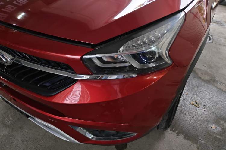 Used Chery Tiggo 7 2016 2.0L CVT YAOZHEN Edition Left Front Headlight