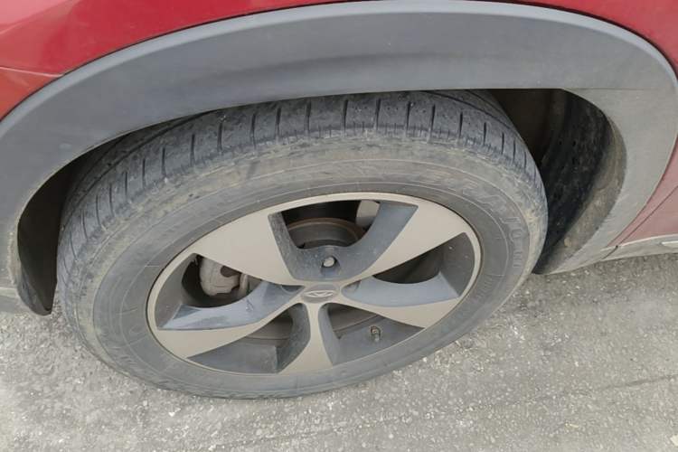 Used Chery Tiggo 7 2016 2.0L CVT YAOZHEN Edition Left Front Wheel Hub
