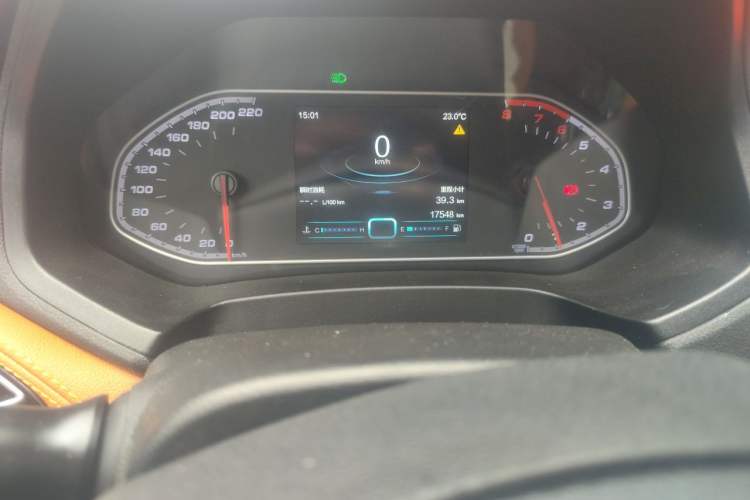 Used Chery Tiggo 7 2016 1.5T Manual Yaozhen Edition Odometer Close Up