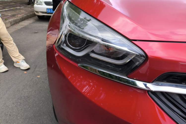 Used Chery Tiggo 7 2016 2.0L CVT Shining Edition Right Front Headlight
