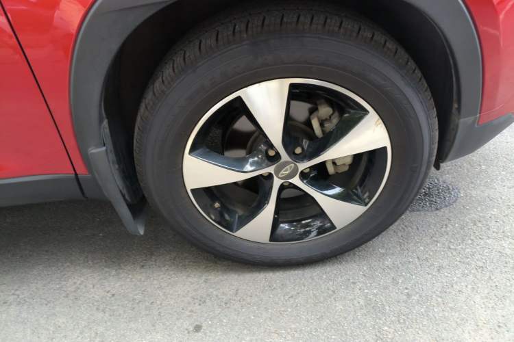 Used Chery Tiggo 7 2016 2.0L CVT Shining Edition Right Front Wheel Hub