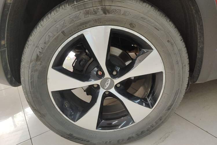 Used Chery Tiggo 7 2016 2.0L CVT YAOZHEN Edition Right Rear Wheel Hub