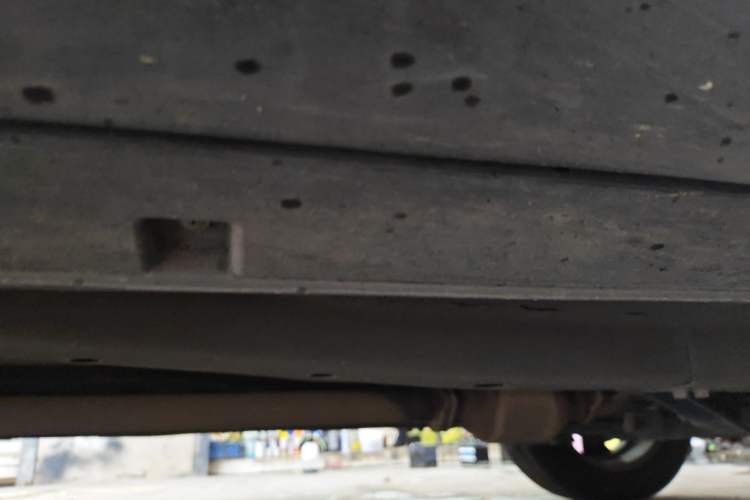 Used Chery Tiggo 7 2016 2.0L CVT YAOZHEN Edition Right Side Sill