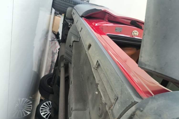 Used Chery Tiggo 7 2016 2.0L CVT Shining Edition Right Side Sill