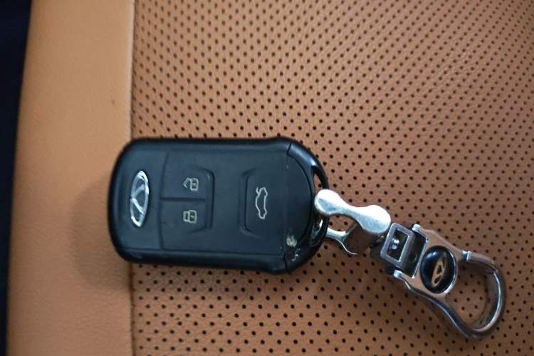 Used Chery Tiggo 7 2016 2.0L CVT YAOZHEN Edition Vehicle Key