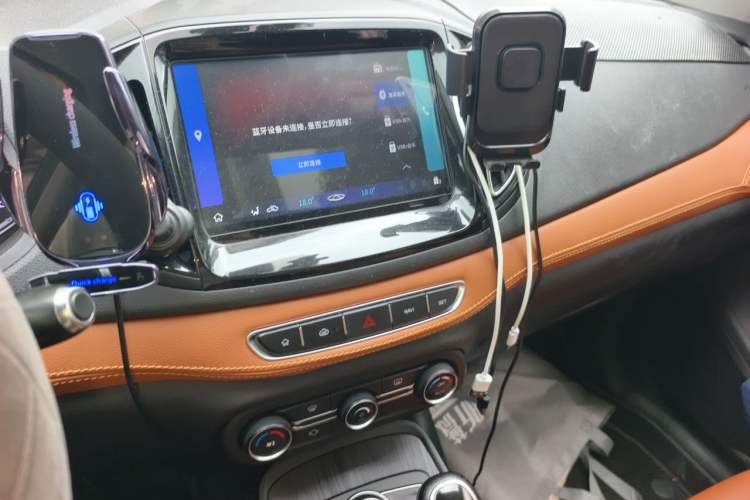 Used Chery Tiggo 7 2016 2.0L CVT YAOZHEN Edition Audio And AC Panel