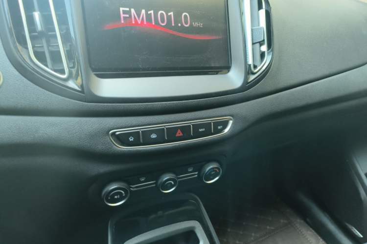 Used Chery Tiggo 7 2016 1.5T Manual Ignite Edition Audio And AC Panel