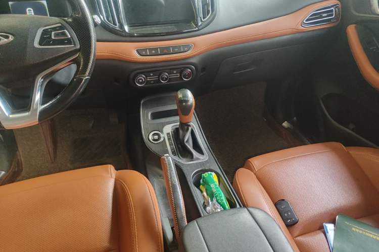 Used Chery Tiggo 7 2016 2.0L CVT Shining Edition Audio And AC Panel