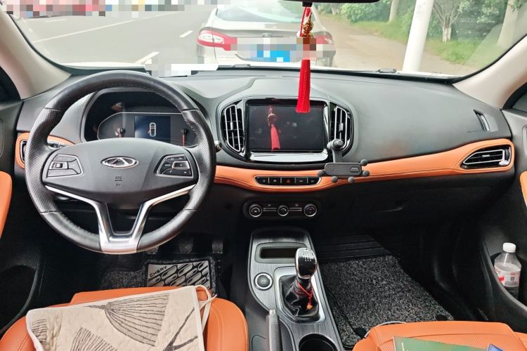 Used Chery Tiggo 7 2016 1.5T Manual Ignite Edition Center Console