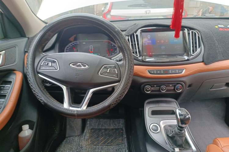 Used Chery Tiggo 7 2016 1.5T Manual Ignite Edition Center Console