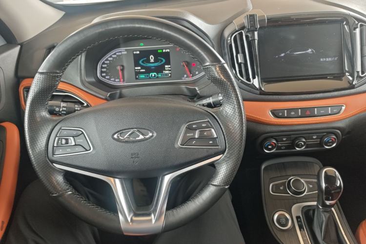 Used Chery Tiggo 7 2016 2.0L CVT YAOZHEN Edition Center Console