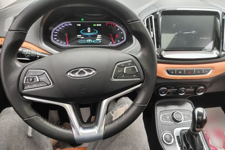 Used Chery Tiggo 7 2016 2.0L CVT YAOZHEN Edition Center Console