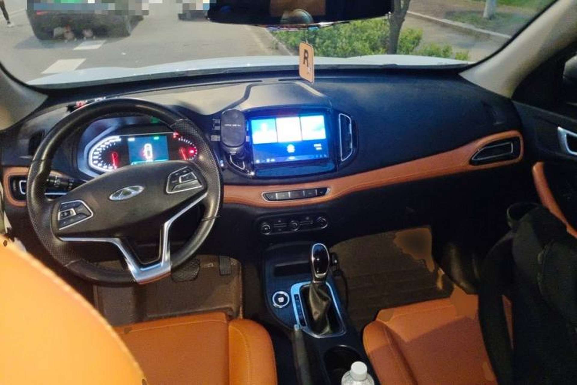 Used Chery Tiggo 7 2016 2.0L CVT Shining Edition Center Console