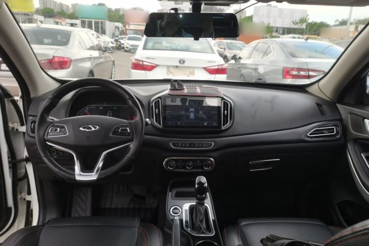 Used Chery Tiggo 7 2016 2.0L CVT Shining Edition Center Console
