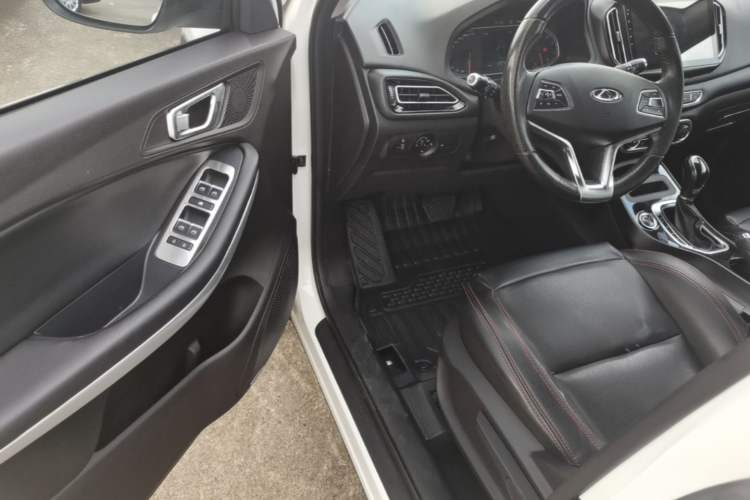 Used Chery Tiggo 7 2016 2.0L CVT Shining Edition Driver Seat