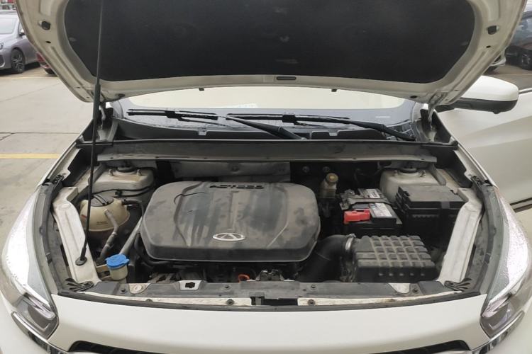 Used Chery Tiggo 7 2016 2.0L CVT YAOZHEN Edition Engine Bay