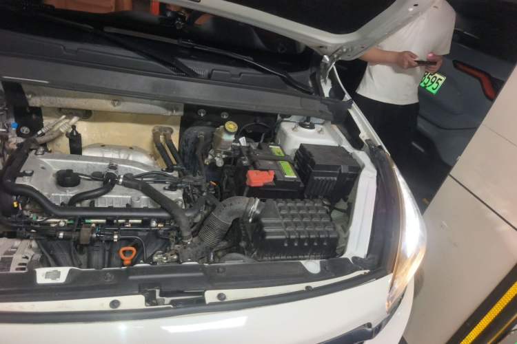 Used Chery Tiggo 7 2016 2.0L CVT Shining Edition Engine Bay Left