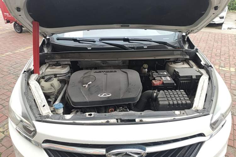 Used Chery Tiggo 7 2016 2.0L CVT YAOZHEN Edition Engine Bay