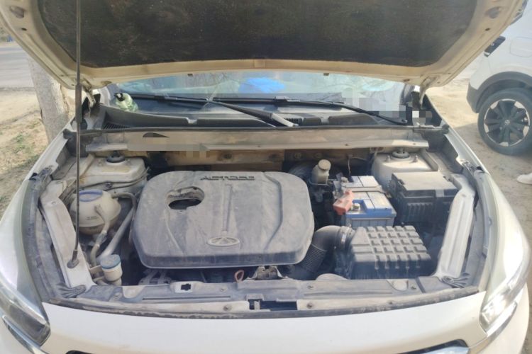 Used Chery Tiggo 7 2016 2.0L CVT YAOZHEN Edition Engine Bay