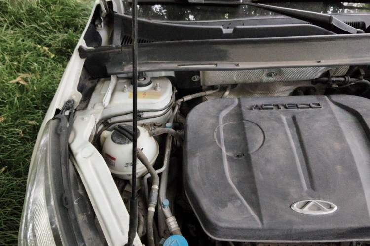 Used Chery Tiggo 7 2016 1.5T Manual Yaozhen Edition Engine Bay Right