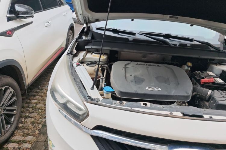 Used Chery Tiggo 7 2016 1.5T Manual Yaozhen Edition Engine Bay Right