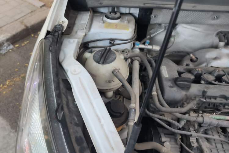 Used Chery Tiggo 7 2016 1.5T Manual E-commerce Edition Engine Bay Right